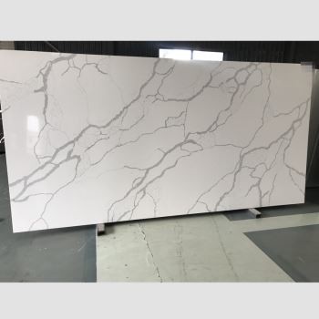 Tấm thạch anh calacatta cho mặt bàn bếp